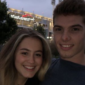 Meet your Posher, Lottie